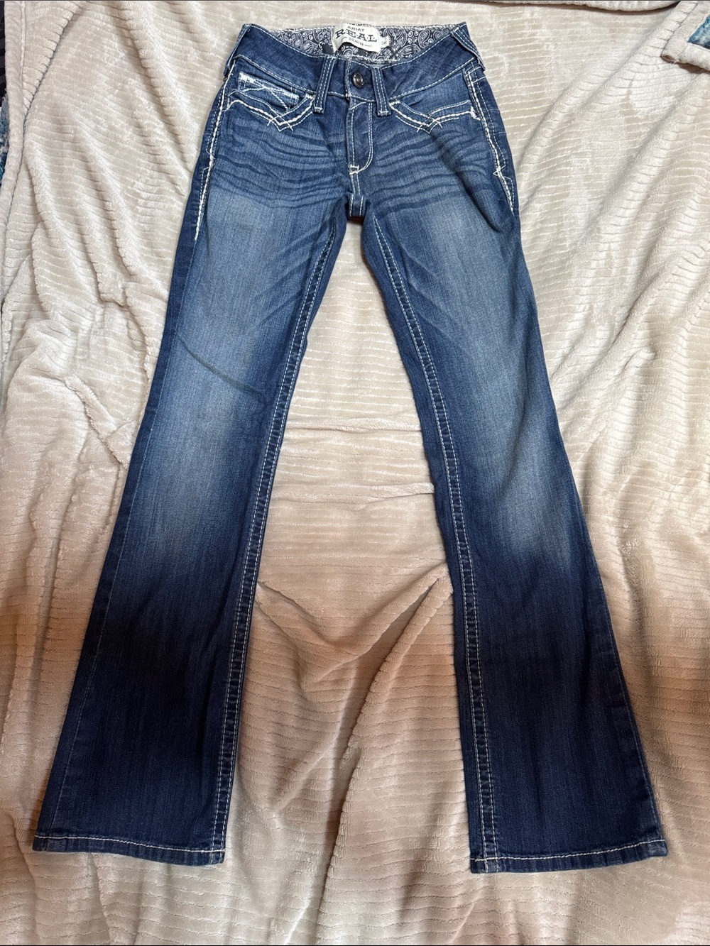 Ariat Women's mid-rise bootcut jeans 26R